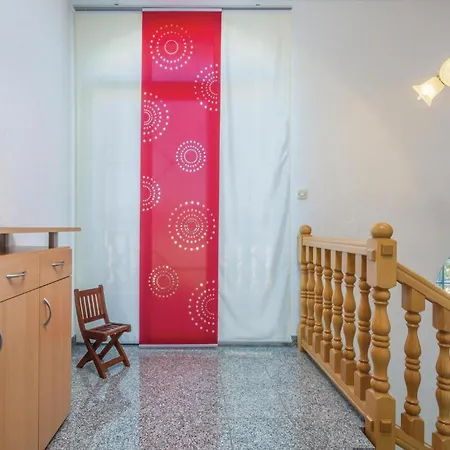 Holiday home Stunning In Kapelica With Wifi Rasa