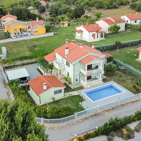 Holiday home Stunning In Kapelica With Wifi Rasa