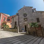 Stunning In Kapelica With Wifi Raša
