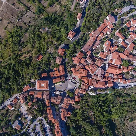 Lovely In Kapelica Nyaraló